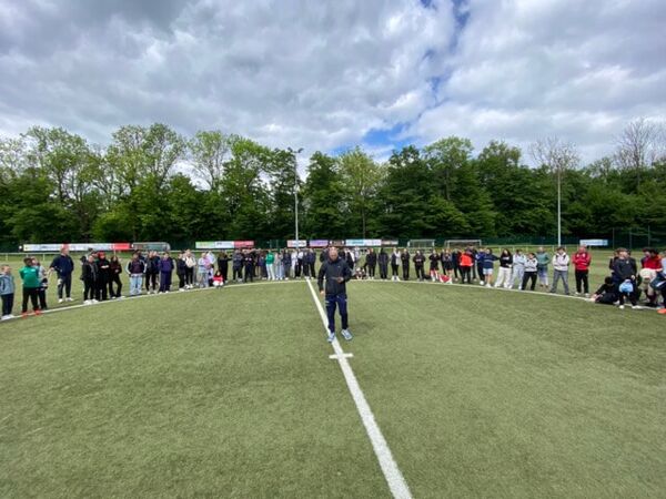 Foto 2 vom Fußballturnier der Pina-Bausch-Gesamtschule